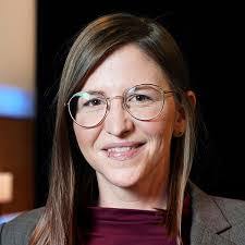 Diane Everson's Instagram, Twitter & Facebook