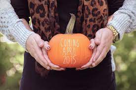 8 Festive Fall Pregnancy Announcements