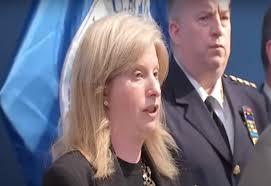 Portland" Police Chief Bob Day, in tears over the shooting of Tren De  Aragua's during an arrest operation. 🍼