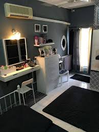 Dekorasi Bilik Tidur Kecil Bertemakan Hitam Putih Simple Sangat Cantik Ilham Dekorasi Membuat 3 bilik tidur satu dapur dengan atap baja ringan simple dan kuat. dekorasi bilik tidur kecil bertemakan