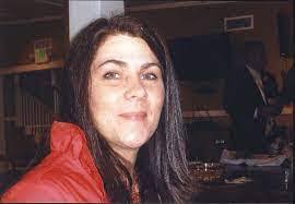 Elise Farr's Instagram, Twitter & Facebook