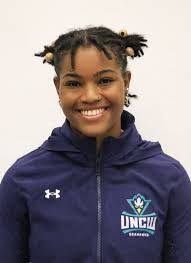 Amanda Ruffin's Instagram, Twitter & Facebook