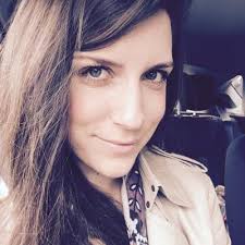 Rebecca Kennett's Instagram, Twitter & Facebook