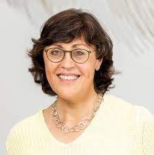 Foto-Karin-Goldstein-Expertin-fuer-Betriebliches-Gesundheitsmanagement-1-1 