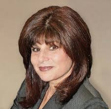 Lisa Waterman's Instagram, Twitter & Facebook