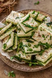Sandwich Dhokla (200 gm)