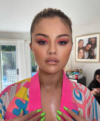 Selena gomez via instagram stories Selena Gomez Is The Star Of This Week S Beauty Looks Of The Week
