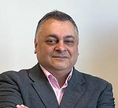 Drylabs combination of an onset production tool with a dailies distribution  platform is taking the world of filmmaking by storm