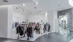 If you don't want to control by regular wall switch, set to either 3000k, 4000k, 5000k, or 6500k in junction box switch. Light For Presentation And Retail Zumtobel