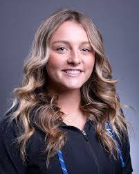 Nanette Novak's Instagram, Twitter & Facebook