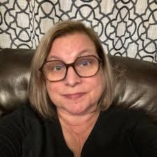 Jennifer Deutschendorf's Instagram, Twitter & Facebook