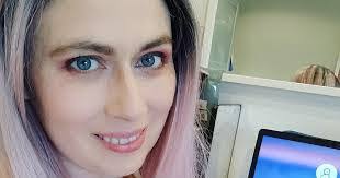 Sarah Longbrake's Instagram, Twitter & Facebook