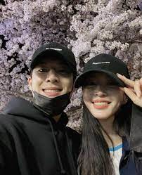 조회수랑 다 안 올려줬으면 좋겠기에 주소는 따로 안 가져옴. í•œì˜ˆìŠ¬ 10ì‚´ ì—°í•˜ ë‚¨ìžì¹œêµ¬ ì• ì¹­ì€ ê°•ì•„ì§€ í•œê²½ë‹·ì»´