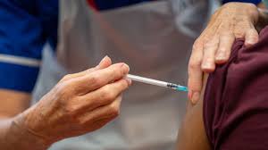 Currently, people aged 40 and over can book their covid vaccine via the nhs portal here. All The Places To Walk In For A Booster Jab In Oxfordshire Oxford Mail