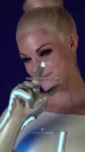 #BeauGarrett as ‘Gem’ in #TronLegacy showing us how the outfits work. 👌🔥 