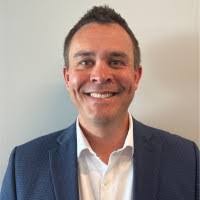 Mike Ruffing's Instagram, Twitter & Facebook