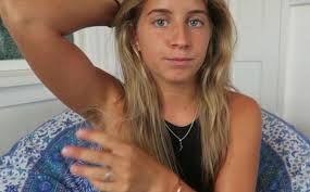 This woman has given up deodorant for a year