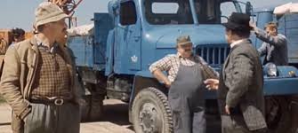 For years the overbearing pavek has endured otik, the town idiot, sharing his meals and the front seat of their dump truck. Tajemstvi Filmu Vesnicko Ma Strediskova Labuda Se Topil V Penezich Sip