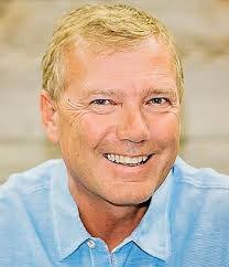 Mark Yeh's Instagram, Twitter & Facebook