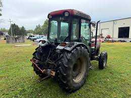 Case IH Farmall 105N Tractor