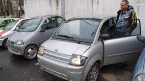 Adica cele cu maxim 125 vor trebui inmatriculate vehiculele de tip atv cu masa proprie de pana in 400 de kilograme (fara baterii. Solutie Pentru Soferii Fara Carnet Mini Masinile Aixam Mobile