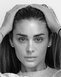 Angelina Lilienne 🦋 (@angelina.lilienne) • Instagram photos and videos