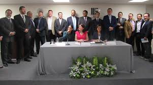 Felicita a los dirigentes de morena que tomaron la decisión de no participar. Conferencia Intitulada Justicia Abierta Impartida Por El Magistrado Reyes Rodriguez Mondragon Tribunal Electoral Del Estado De Jalisco