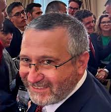 🟢 Am modernizat, anul acesta, 73 km conducte magistrale de termoficare. 🟢  Am depășit, astfel, obiectivul stabilit la începutul lui 2024, de 70 km  conducte schimbate, față de cei 50 km modernizați