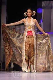 Check spelling or type a new query. 20140904 153354 Fashion Show Anne Avantie 25 Tahun Berkarya Jpg Kebaya Anne Avantie Pinterest Kebaya Baju Kurung And Oriental Fashion