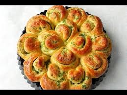 Garlic Bread Recipe Flower Shaped Roti Bawang Cantik Bold Bread Youtube Flower Bread Recipe Garlic Bread Recipe Homemade Bread
