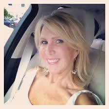 Ana Aleman's Instagram, Twitter & Facebook