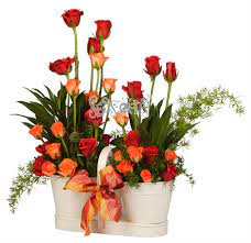 Flowers Bouquets And Gifts Delivery In Hyderabad With Seasons Florist Fresh Flower Bouquets Flower Bouquet Delivery Flowers Bouquet