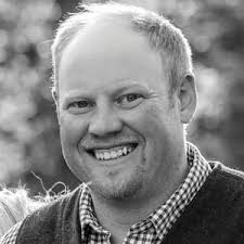 The Woodland Homestead: How to Make Your Land More Productive and Live More  Self-Sufficiently in the Woods: McLeod, Brett, Ackerman-Leist, Philip:  9781612123493: Books