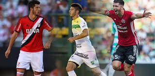 .zapata, guido rodríguez se ganó un lugar en la consideración de marcelo gallardo y, tras la lesión de de septiembre fue citado por primera vez para concentrarse junto al plantel profesional de river. Este Es Guido