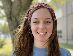 Sea Grant Welcomes New Hook, Line & Science Communication Fellow