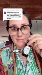 Stephanie Mcphail's Instagram, Twitter & Facebook