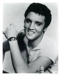 Играет саму себя, хроника, в титрах не указан. Elvis Presley The Beatles Wiki Fandom