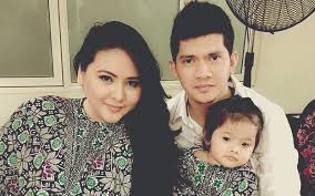 He has a talented and a very beautiful looking personality. Kisah Cinta Audy Item Iko Uwais