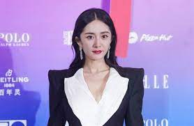 Jun 03, 2021 · 楊冪不只是大陸一線女星，她還開工作室升格當老闆，楊冪創立「嘉行傳媒」，旗下有迪麗熱巴、高偉光、張彬彬、祝緒丹等藝人，其中，人氣最夯. Tgt4kqzstu11hm