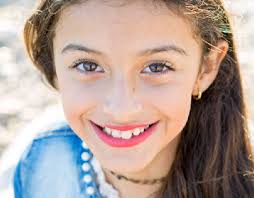 Book Niña Progetti :: Foto, video, loghi, illustrazioni e branding ::  Behance