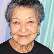 Leo Tracy's Instagram, Twitter & Facebook