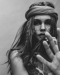 Black And White Photoshoot Boho Blackandwhitecityphotography Boho Photography Art Photography Portrait Boho Photoshoot