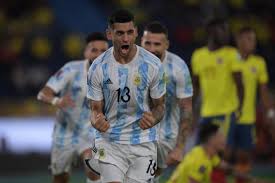 Argentina will face colombia for the semifinals of the copa américa in brazil tonight and dt lionel scaloni has not yet confirmed the starting team, however something can be inferred from what was shown in the last training session and from the words of the argentine coach in the conference press release this monday. Cuti Romero Tiene Una Sobrecarga Muscular El Grafico