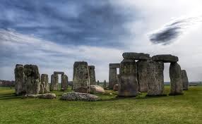 Police were called to stonehenge after dozens descended on the heritage site to celebrate the summer solstice in violation of coronavirus restrictions, forcing the charity managing the monument to cut its. Stonehenge Eine Mythische Reise In Die Steinzeit Arbeitskreis Fur Vergleichende Mythologie E V