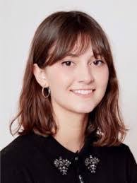 Carolyn Marvel's Instagram, Twitter & Facebook