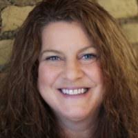 Jennifer Brodhagen's Instagram, Twitter & Facebook