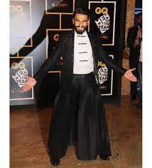 College of commerce and economics in mumbai. 10 Pictures That Will Take You Through Ranveer Singh S Style Evolution Over The Years Gq India