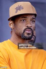 Mark Serrano of A Dozen Furies performs at Ozzfest 2005 at Shoreline...  News Photo