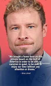 後街男孩》歌手布萊恩·利特雷爾說,佛羅里達州當地的警長辦公室沒有足夠保護他數百萬美元的海邊財產免受侵犯者的影響,並要求法官要求命令指揮代表這樣做。