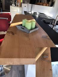 Unsere Thekenplatte Haben Wir Bearbeitet Und Die Astlocher Mit Zinn Ausgegossen Ein Optisches Highlight Denkbar Wa Kuchen Design Kuchen Planung Moderne Kuche